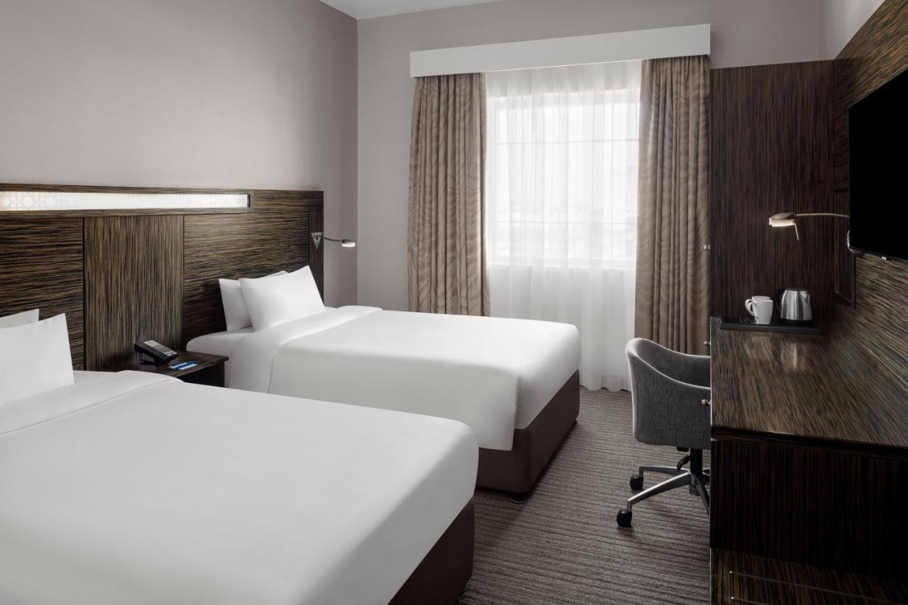 Holiday Inn Express Dubai, Jumeirah By Ihg Exterior foto